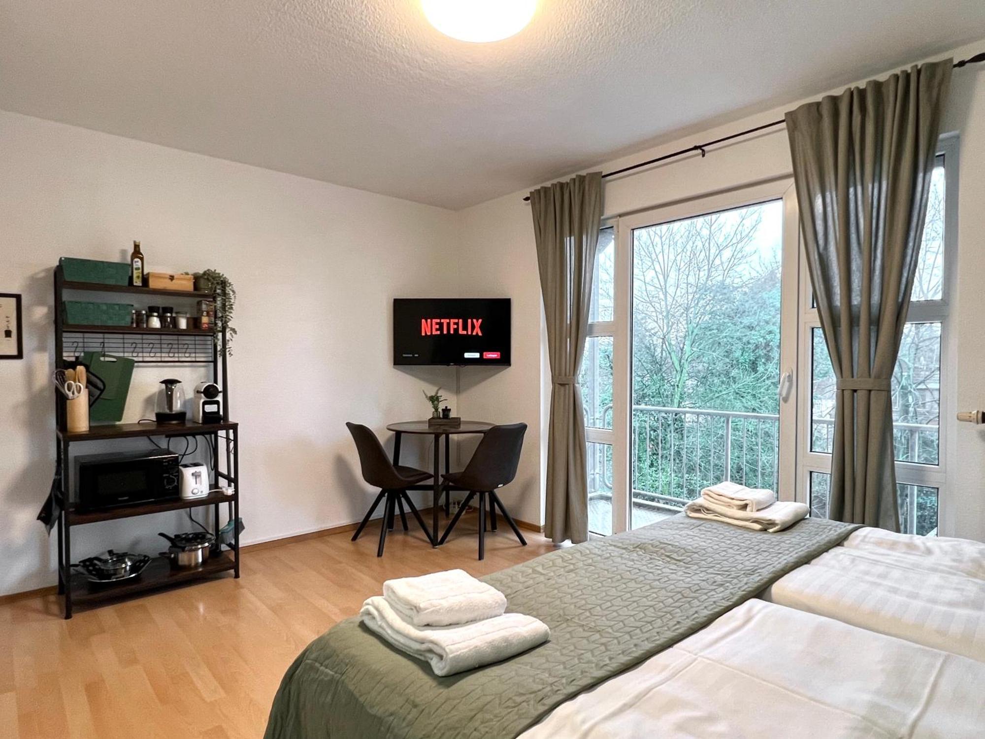 Sali - Essen - Studioapartments Buitenkant foto